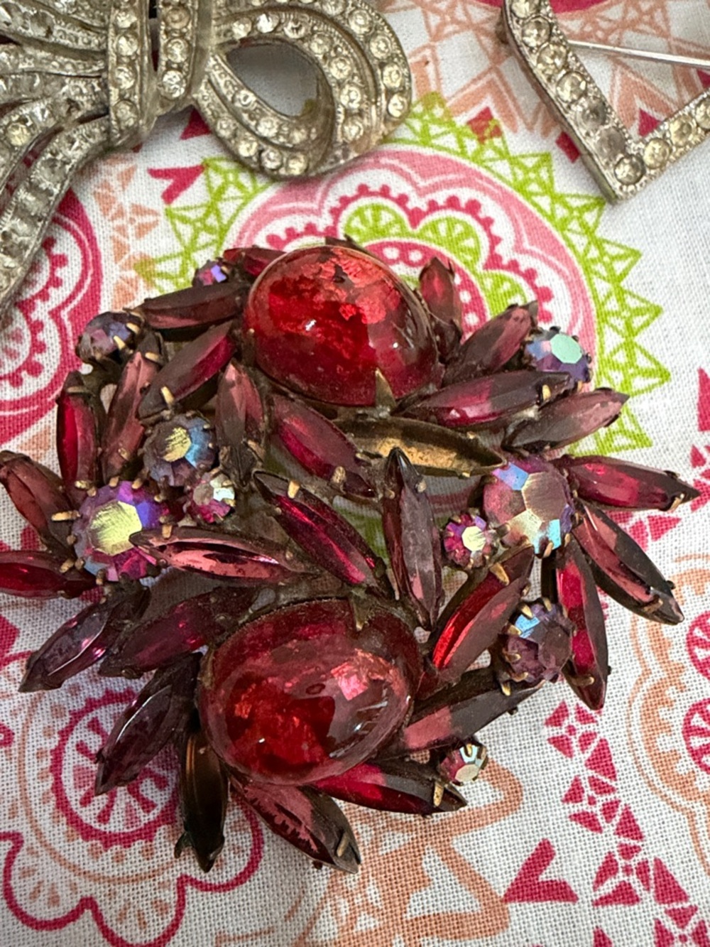 Vintage Brooch Lot of 7 Rhinestone Enamel Strawberries Bow Heart Floral - Picture 2 of 6